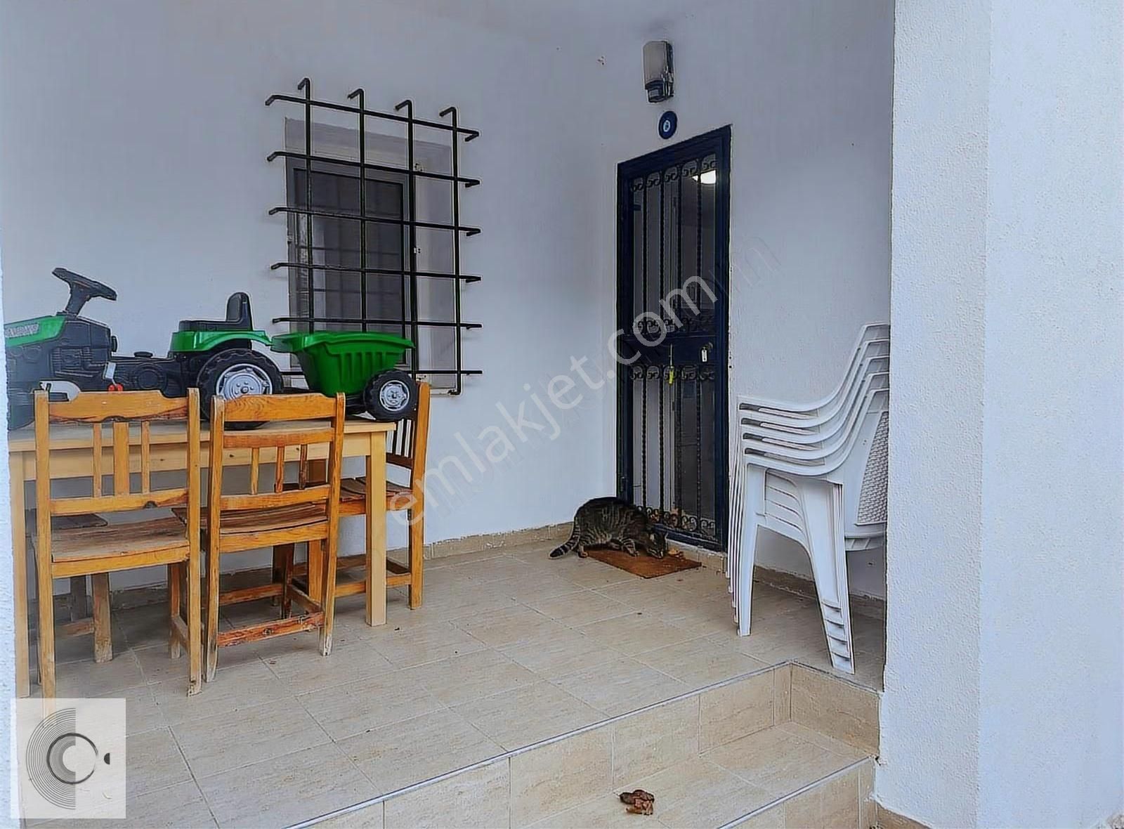 Yahşi Sahilinde Denize 20 Mt Bahçeli Alt Kat 2+1 Kiralık Daire - Görsel 13