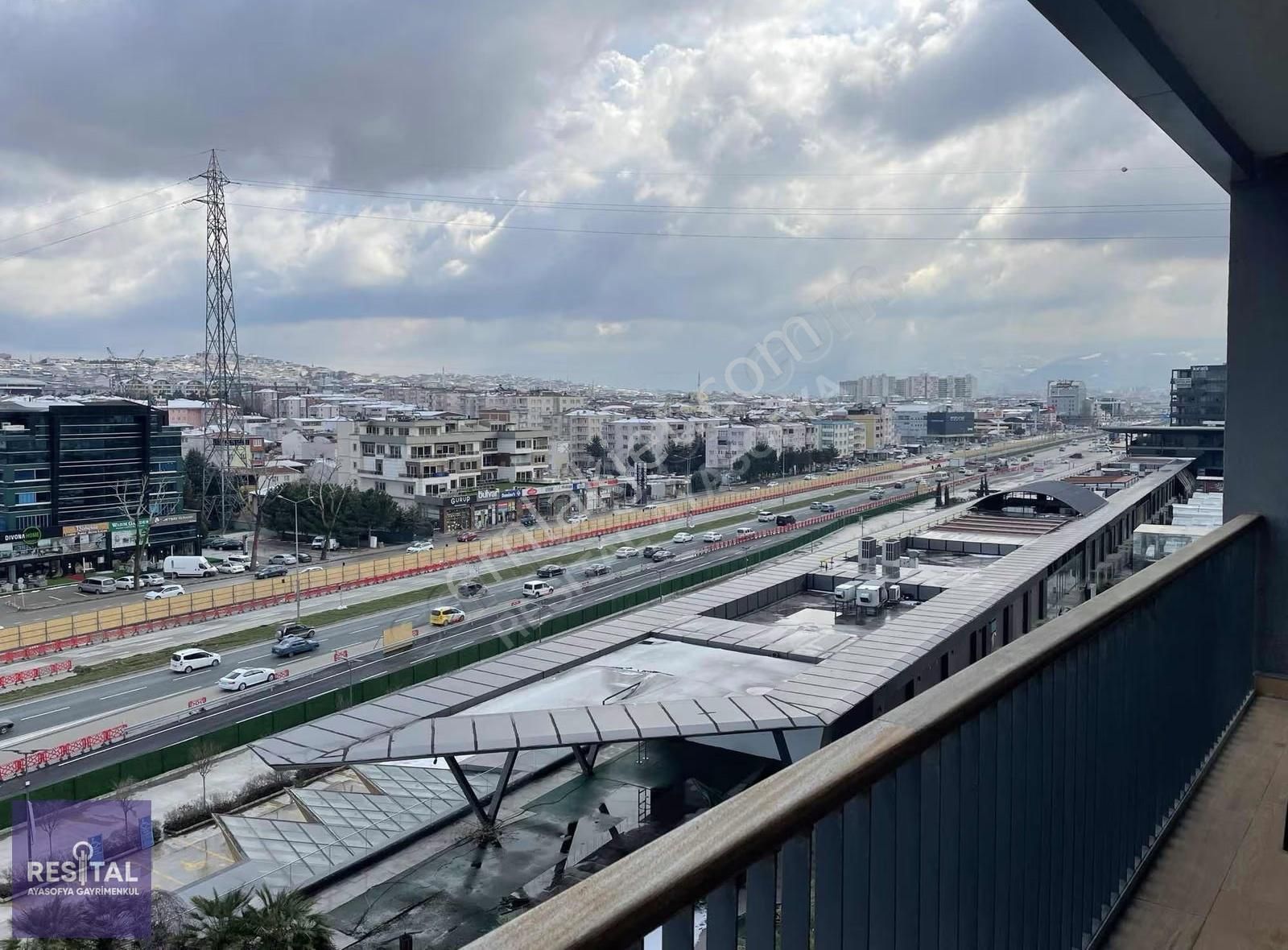 Balat Endülüs Park Full Eşyalı 1+1 Satılık Daire - Görsel 2