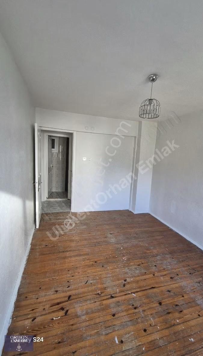 Orhan,dan Çiğli Cumhuriyet Mahallesin,de Arakat Boş 3+1 Daire - Görsel 3