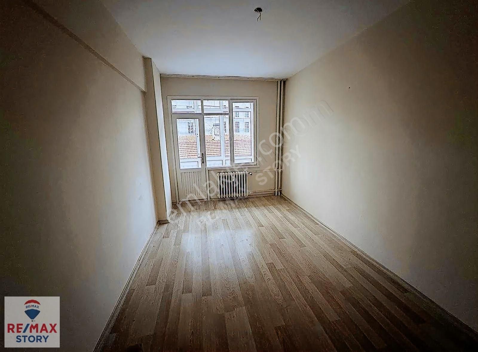 Erenköy'de Cad. Üzeri Marmaraya 5 Dakika 3+1 Kiralık Daire. - Görsel 6