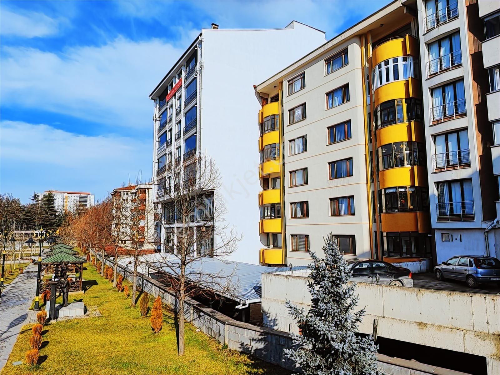 Kastamonu Emlak Gayrimenkul'den Anacadde Lüks Satılık 4+1 Daire - Görsel 10