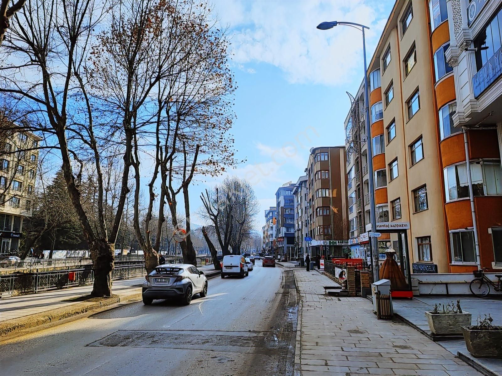 Kastamonu Emlak Gayrimenkul'den Anacadde Lüks Satılık 4+1 Daire - Görsel 7