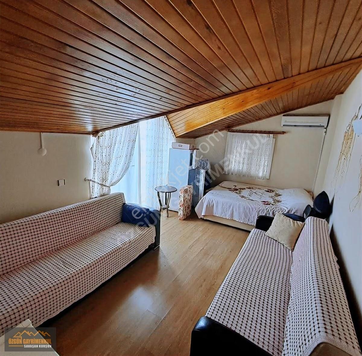 Çandarlı Merkezde Geniş Ferah 3+1 Dubleks Daire - Görsel 2