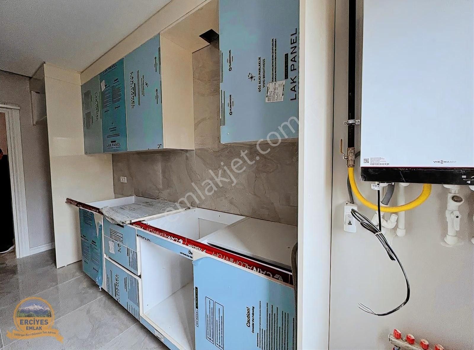 Erciyes'den Erenköyde Yeni Binada 3+1 Balkonlu, Ebeveynli 130 M² - Görsel 12