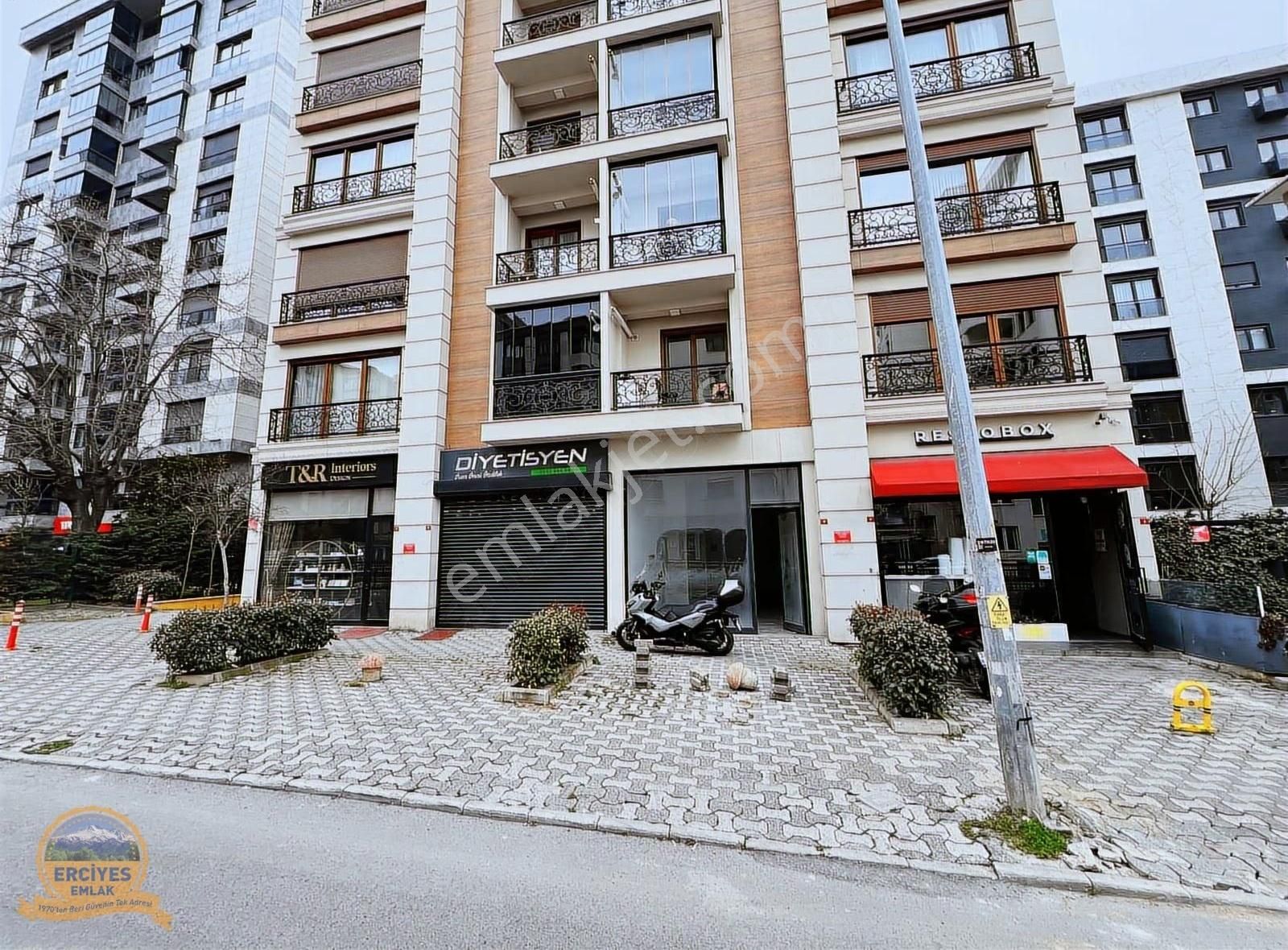 Erciyes'den Tek Yetkili Erenköy'de 40 M² Yüksek Tavanlı Dükkan - Görsel 3