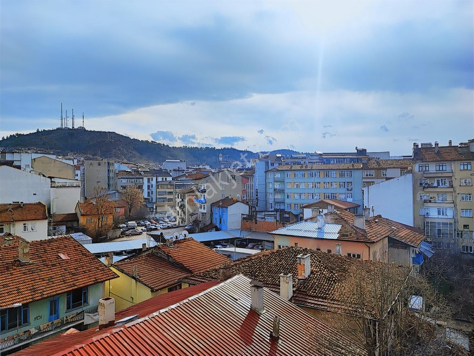 Kastamonu Emlak Gayrimenkul'den Kiralık Çarşı Merkezde 3+1 Daire - Görsel 2