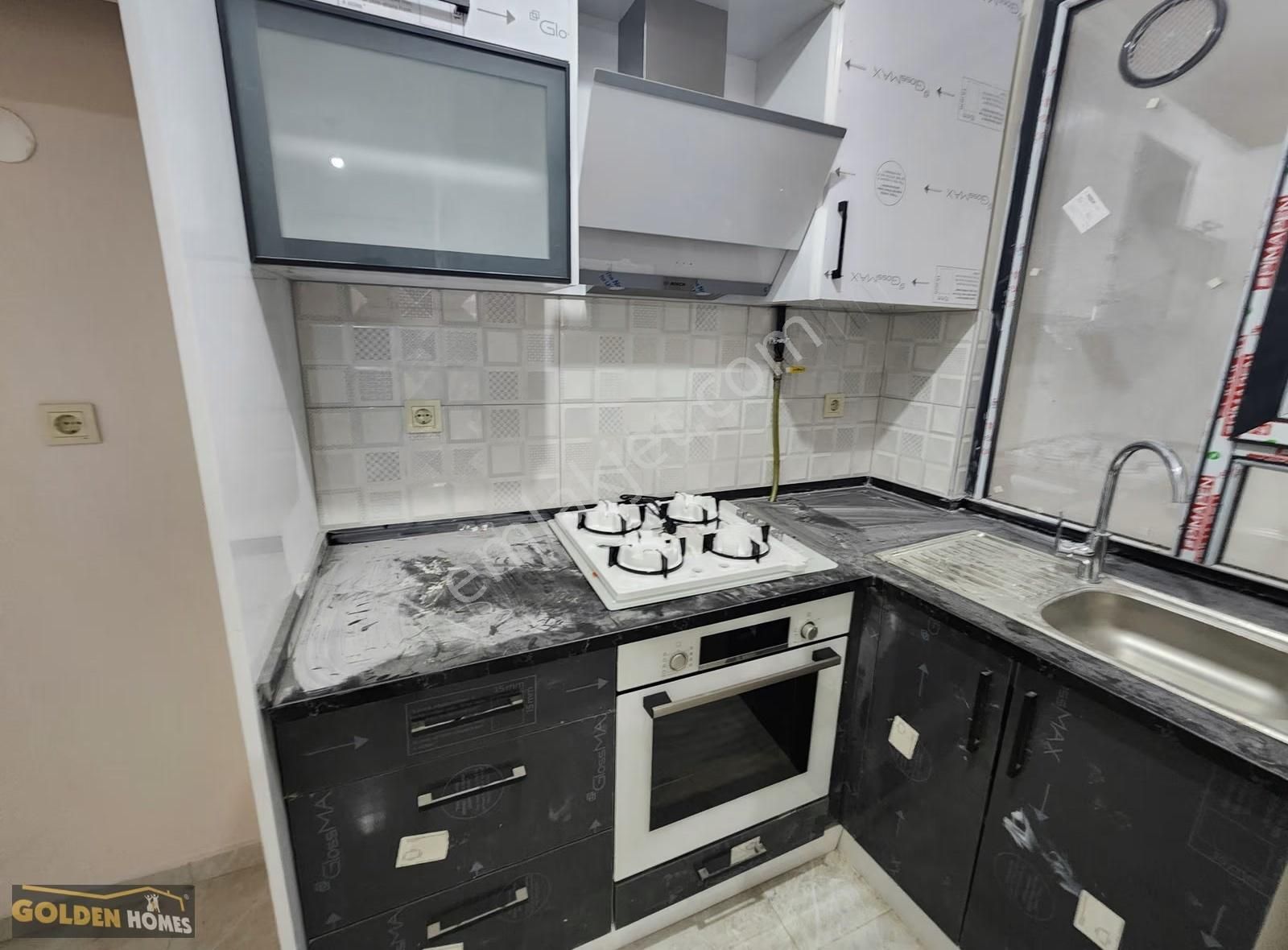 Golden Homestan Üsküdar Tam Merkezde Sıfır Binada 2+1 Satılık - Görsel 8