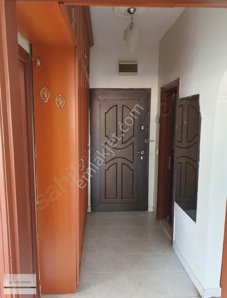 Yatırımcıya Fırsat Mükemmel Lokasyon Metro Yürüme Mesafesinde - Görsel 17