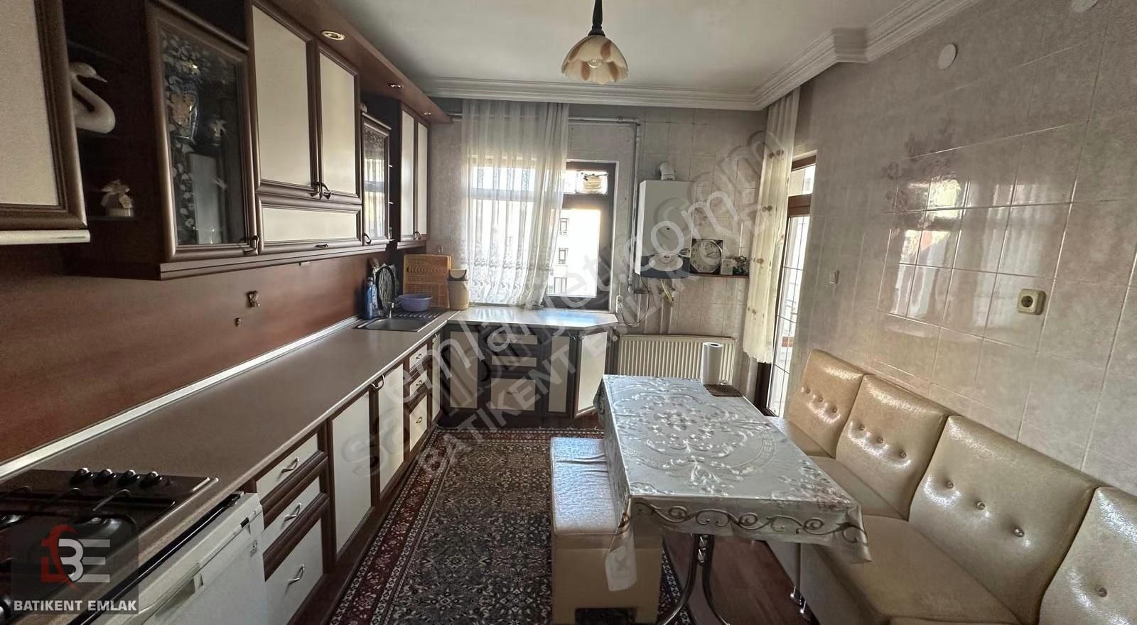 Batıkent Emlak'tan Ergazi Mah Ara Kat Bakımlı Ferah 3+1 Satılık - Görsel 5