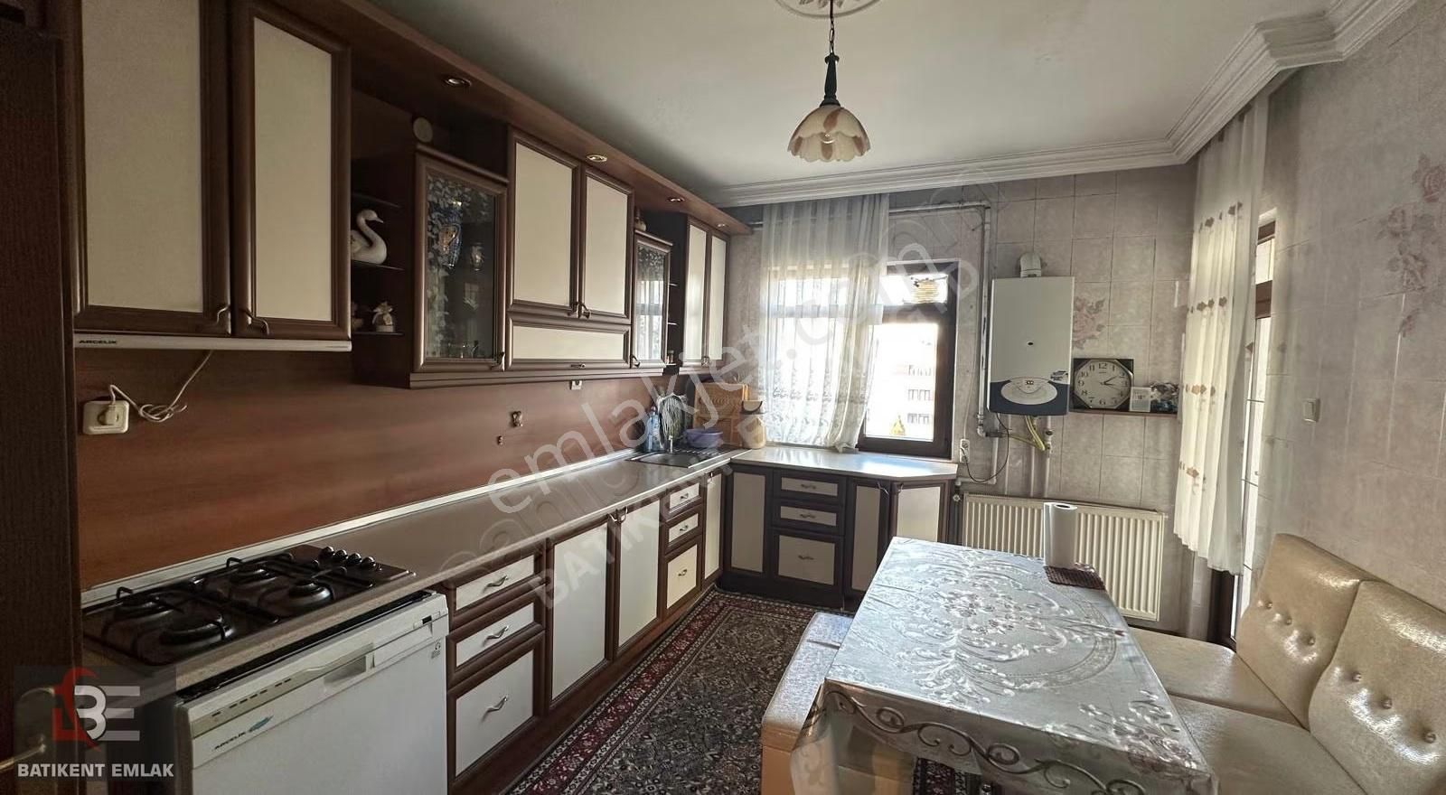 Batıkent Emlak'tan Ergazi Mah Ara Kat Bakımlı Ferah 3+1 Satılık - Görsel 17