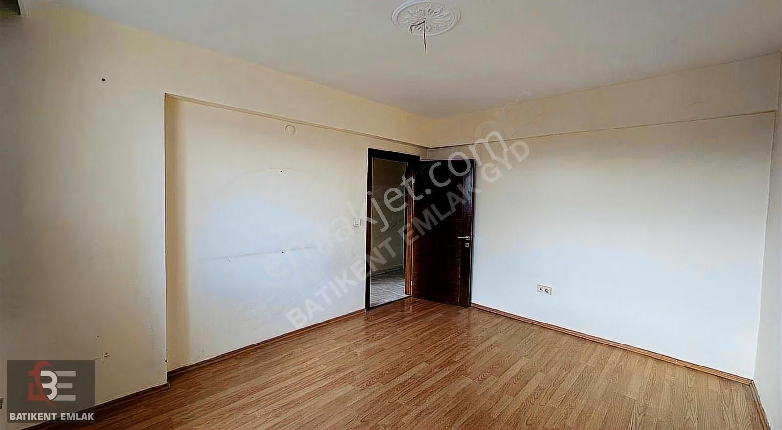 Batıkent Emlak'tan Ergazi Mah Ara Kat Asansörlü 3+1 Bakımlı - Görsel 14