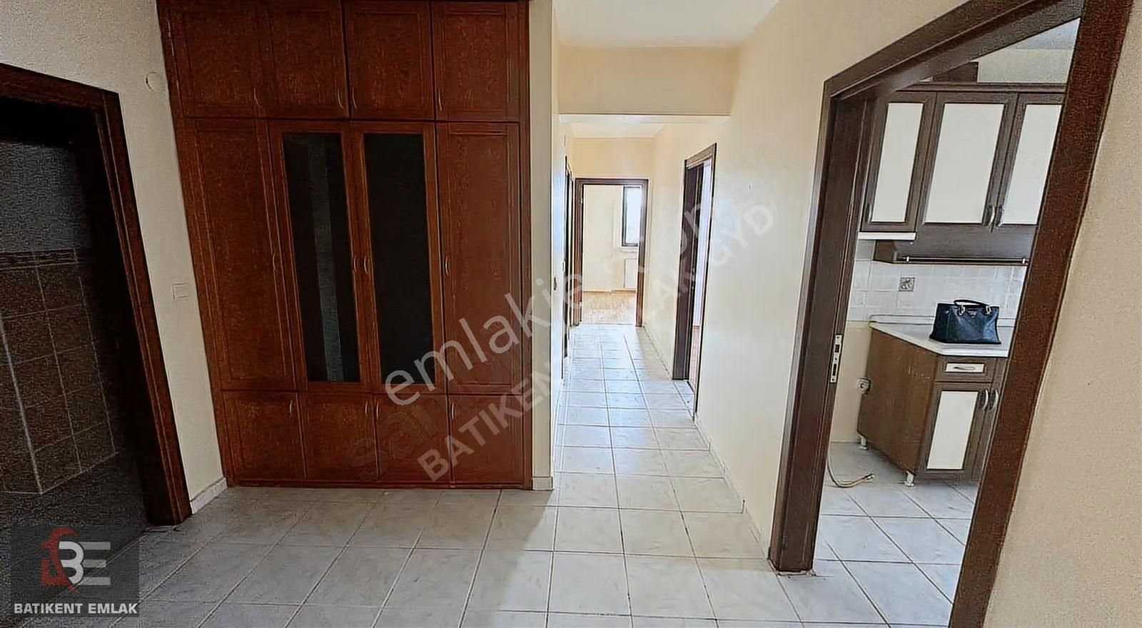 Batıkent Emlak'tan Ergazi Mah Ara Kat Asansörlü 3+1 Bakımlı - Görsel 9