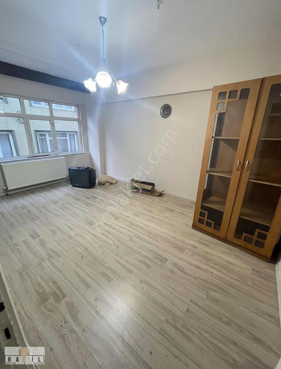 Bandırma 17 Eylül Mahallesinde Kiralık 2+1 Balkonlu Daire