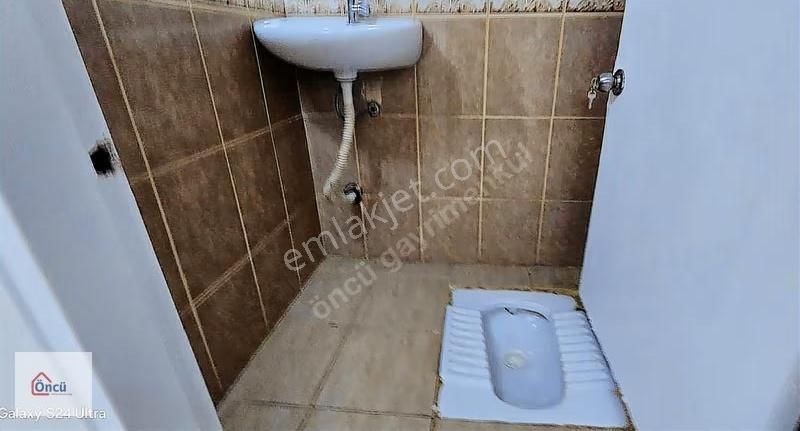 Öncü'den Topçu Mahallesi'nde Full Yapılı Eşyalı Satılık 2+1 - Görsel 32