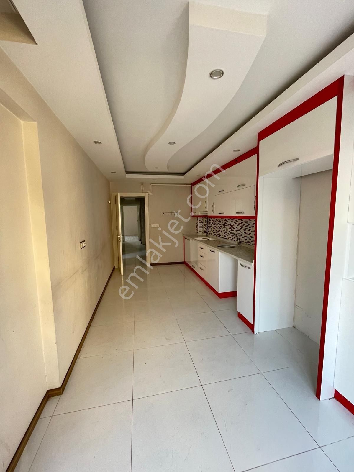 Bağbaşı Zümrüt Mahallesinde Satılık Daire