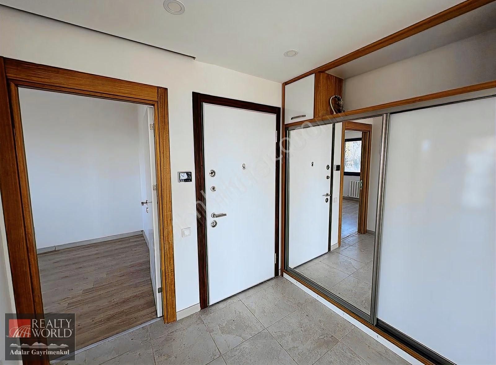 Yakacık Seyir İstanbul'da Adalar Manzaralı Fırsat 3+1 Daire - Görsel 4