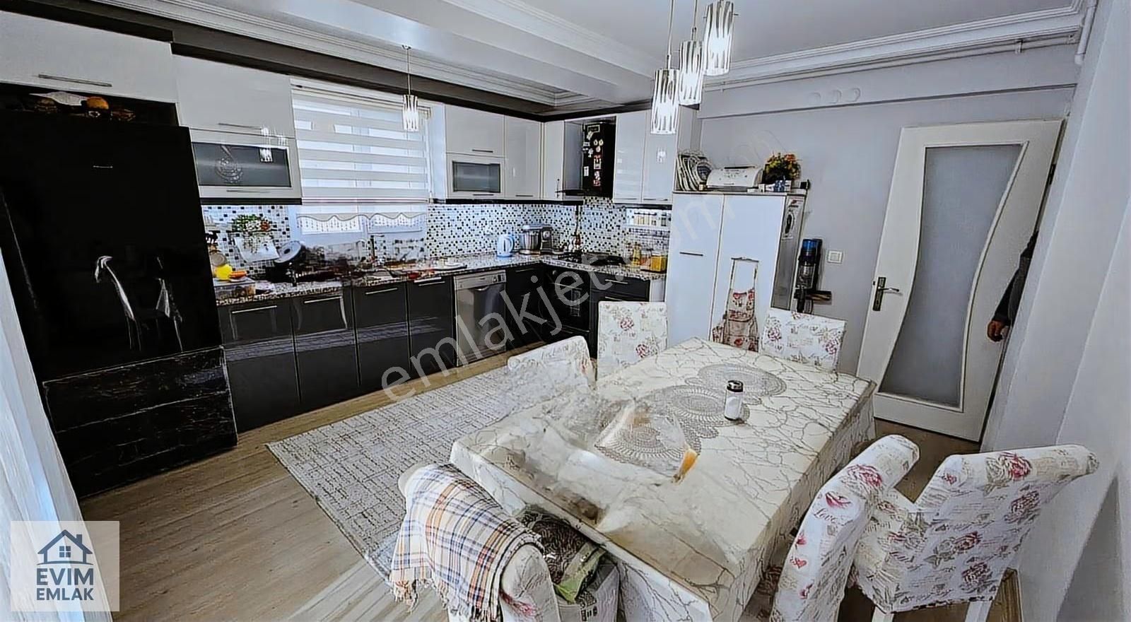 Aliağa Da "villa Genişliğinde" Lüks 3+1 Daire - Görsel 24