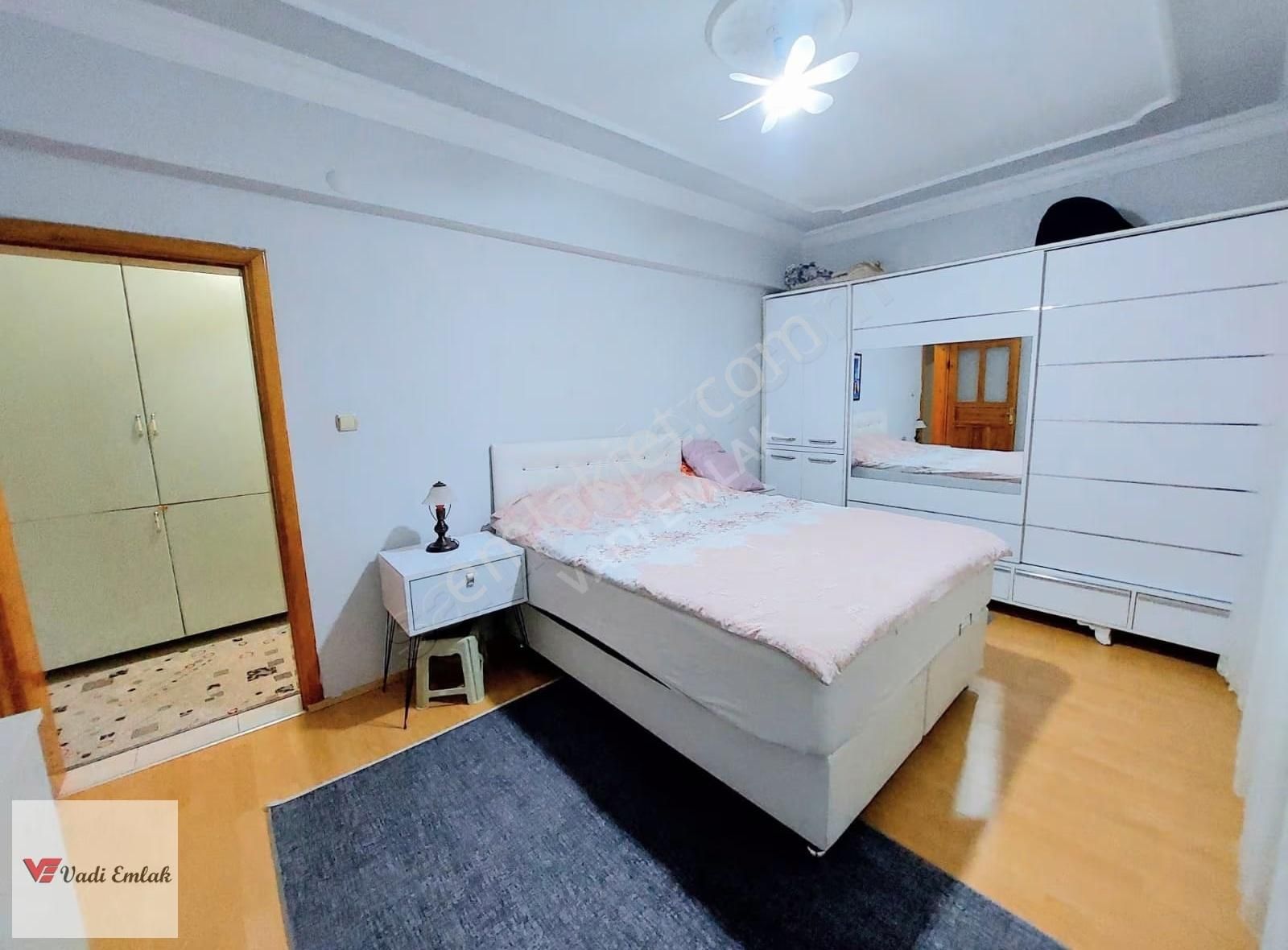 Eşsiz Konumda Geniş Ve Masrafsız Satılık 4+1 Daire | Vadi Emlak - Görsel 12