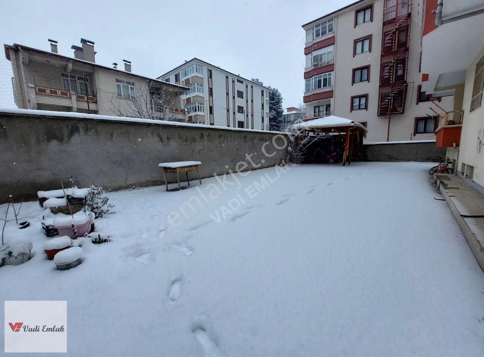 Eşsiz Konumda Geniş Ve Masrafsız Satılık 4+1 Daire | Vadi Emlak - Görsel 20