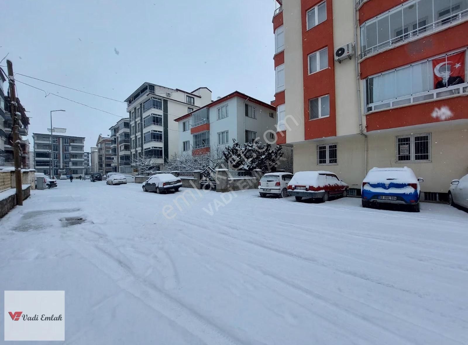 Eşsiz Konumda Geniş Ve Masrafsız Satılık 4+1 Daire | Vadi Emlak - Görsel 30