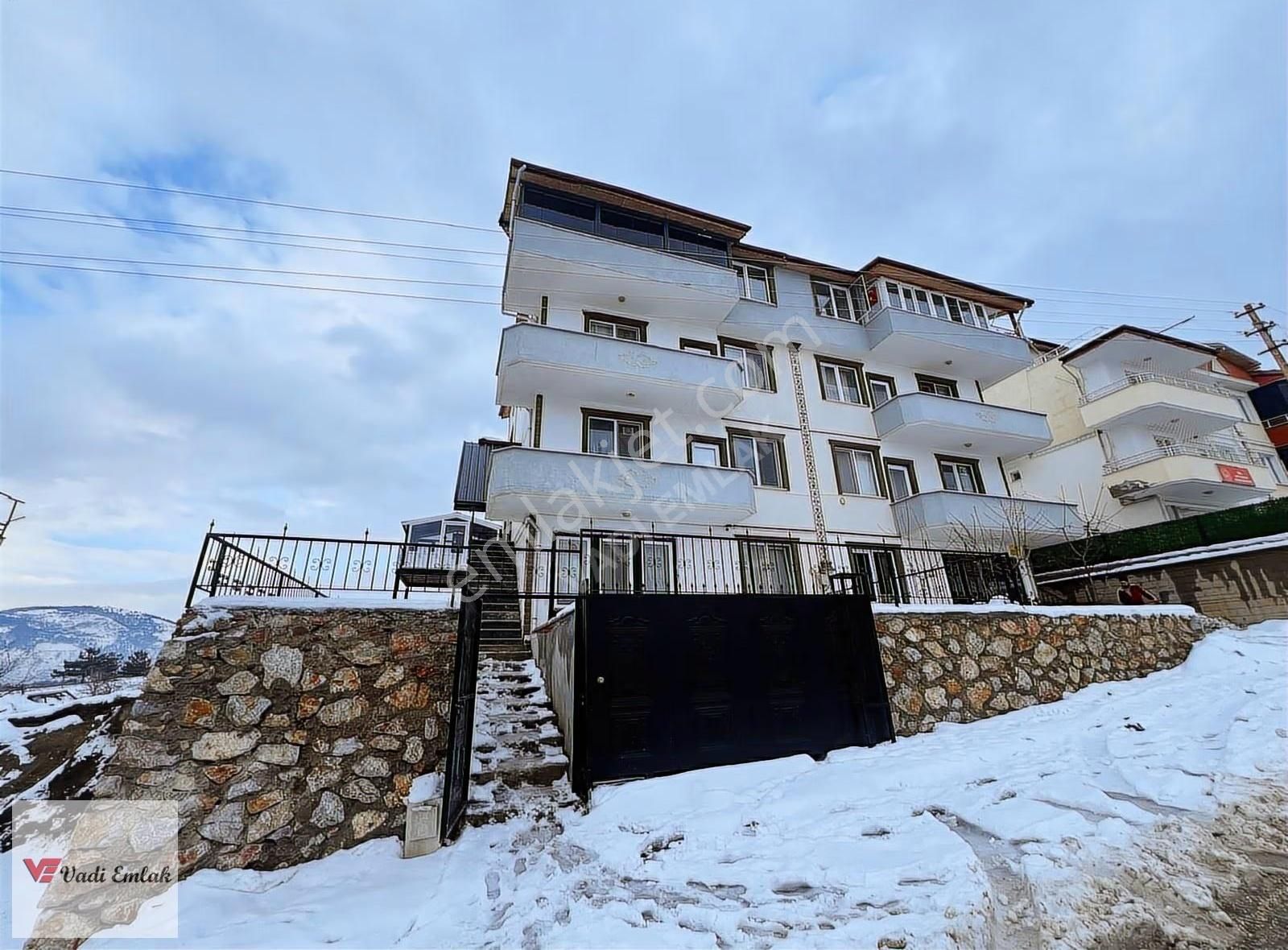 Bedestenlioğlu Mahallesinde Kiralık Eşyalı Daire | Vadi Emlak