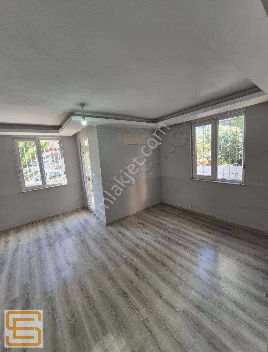 Karşıyaka Mah. 3 Cephesi Açık 1+1 Daire