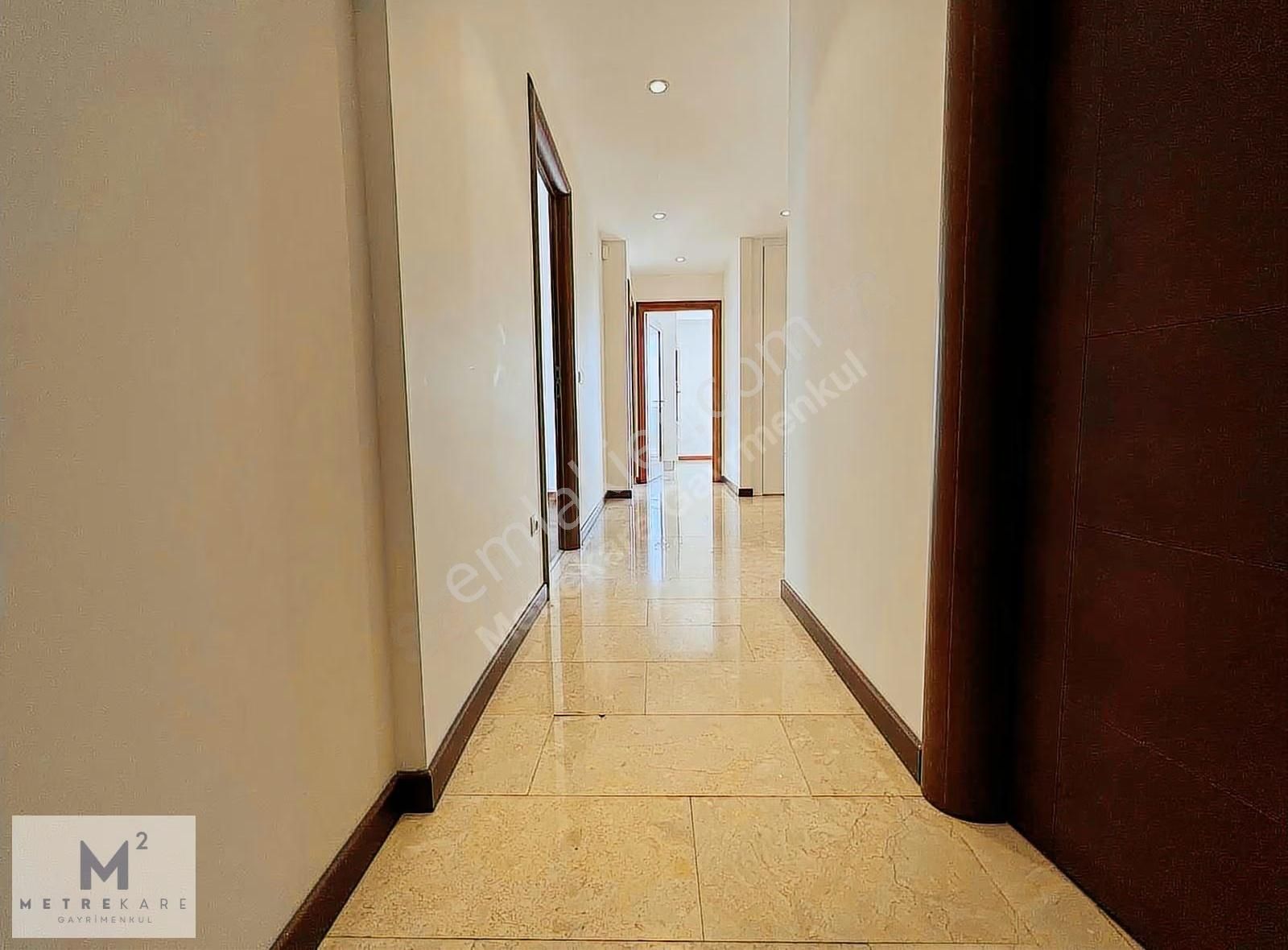 Maslak Mashattan 4+1 Boş Kiralık Alçak Kat Camlar Açılır - Görsel 10