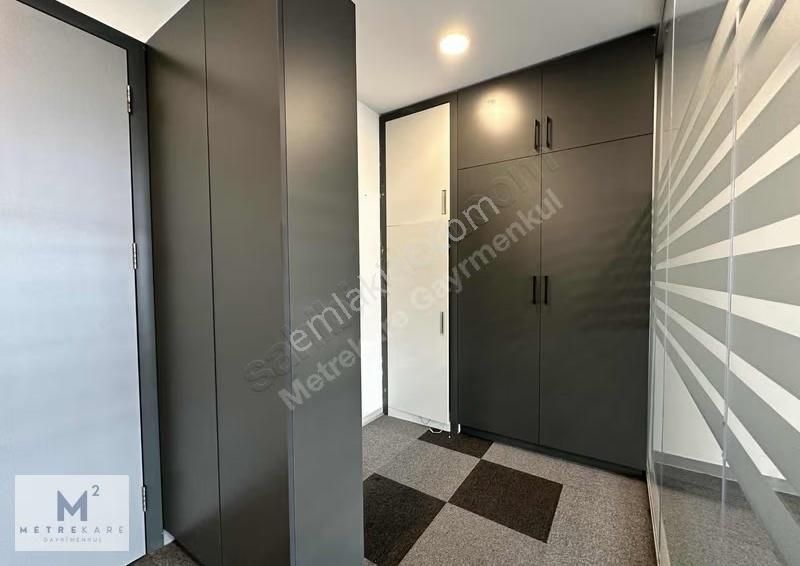 Ağaoğlu Maslak 1453 3 Bölmeli Özel Dekorasyonlu Satılık Ofis - Görsel 10