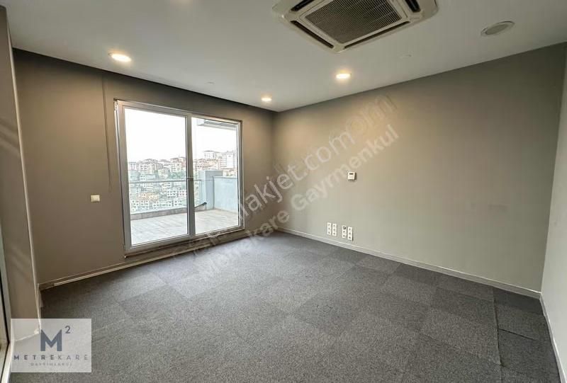 Ağaoğlu Maslak 1453 3 Bölmeli Özel Dekorasyonlu Satılık Ofis - Görsel 18