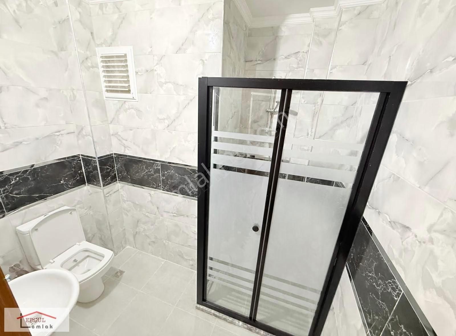 Adapazarı Çark Caddesi Dibi Satılık 3+1 Daire - Görsel 6