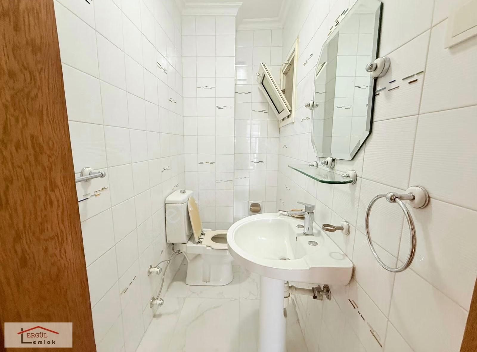 Adapazarı Çark Caddesi Dibi Satılık 3+1 Daire - Görsel 15