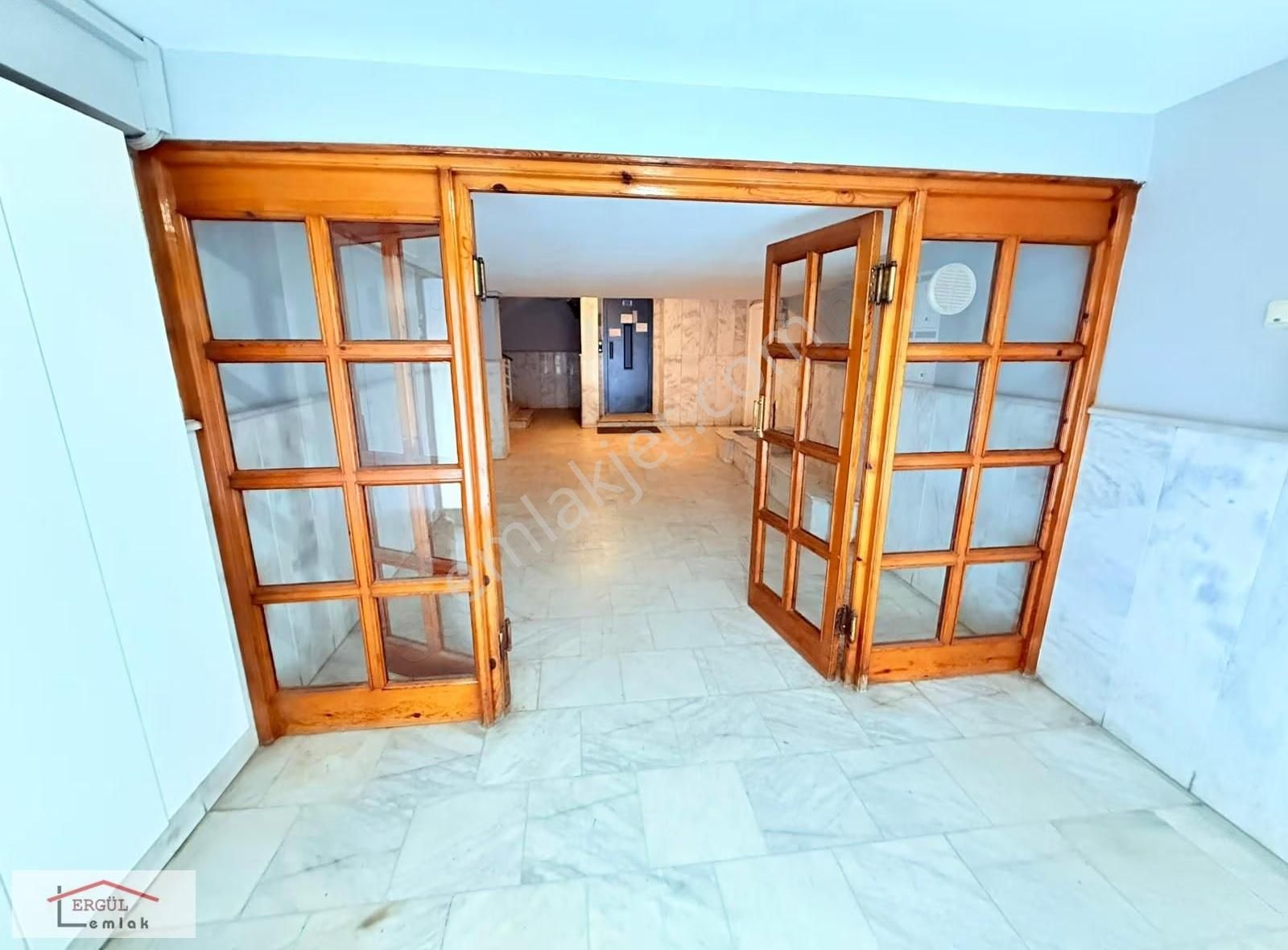 Adapazarı Çark Caddesi Dibi Satılık 3+1 Daire - Görsel 21