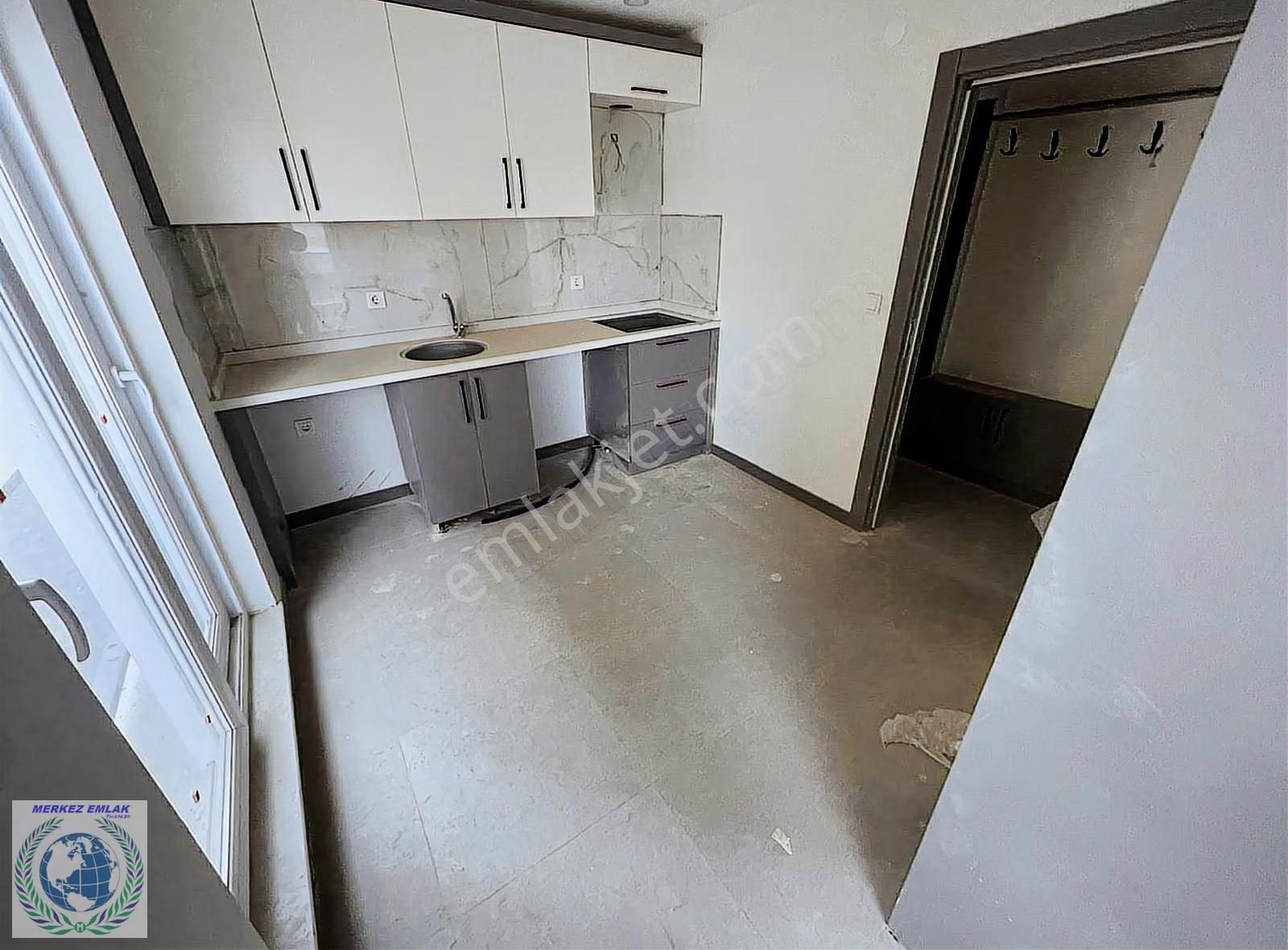 Ünsalda Satılık 2+1 90m2 3. Kat Daire - Görsel 13