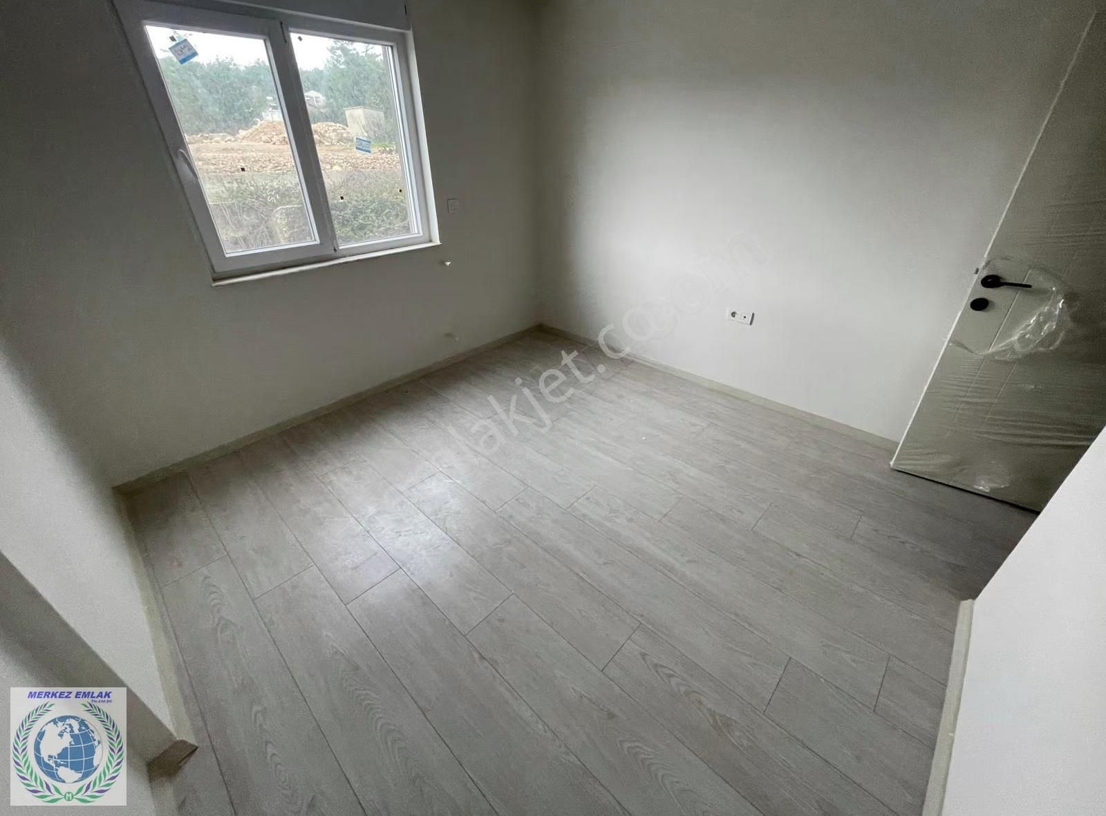 Ünsalda Satılık 2+1 90m2 3. Kat Daire - Görsel 10