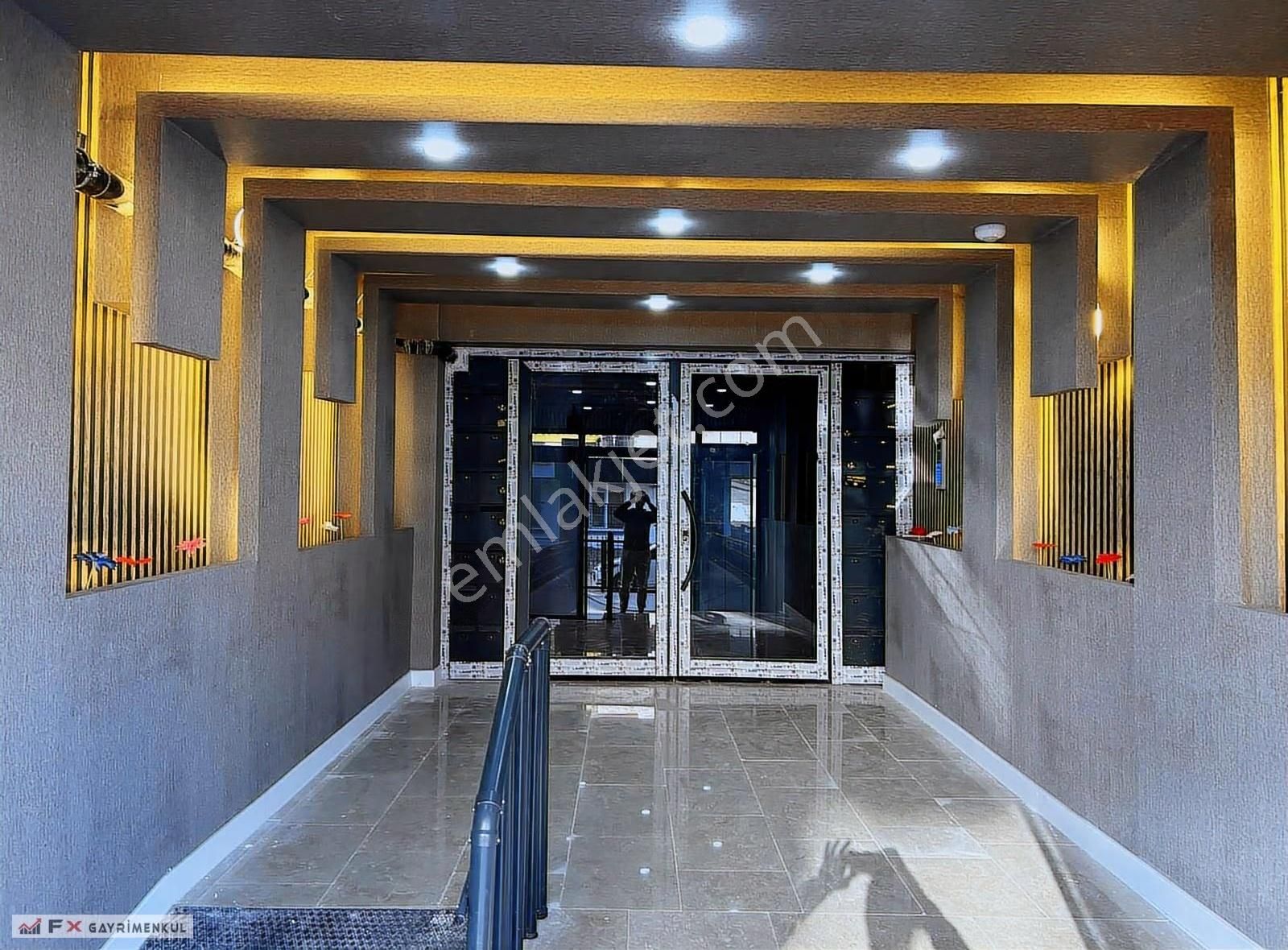 Fx'den 2+1 Sıfır Binada Köşe Başı Cephesı Açık Full Yapılı Daire - Görsel 18