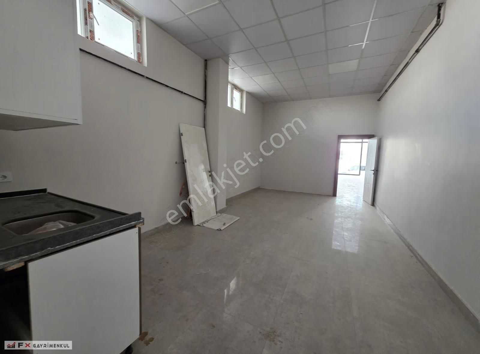 Fx'den_yenikent'de_yeni Sağlık Ocağı Ve Okul Karşısı Dükkanlar - Görsel 9