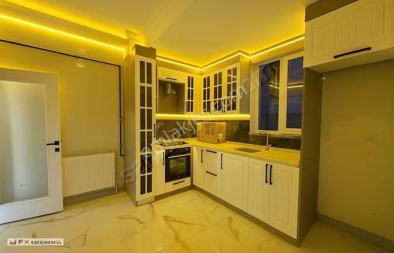 Fx'den_sıfır Binada_ Kat Konumda_3+1_geniş Metrekarelı Daireler