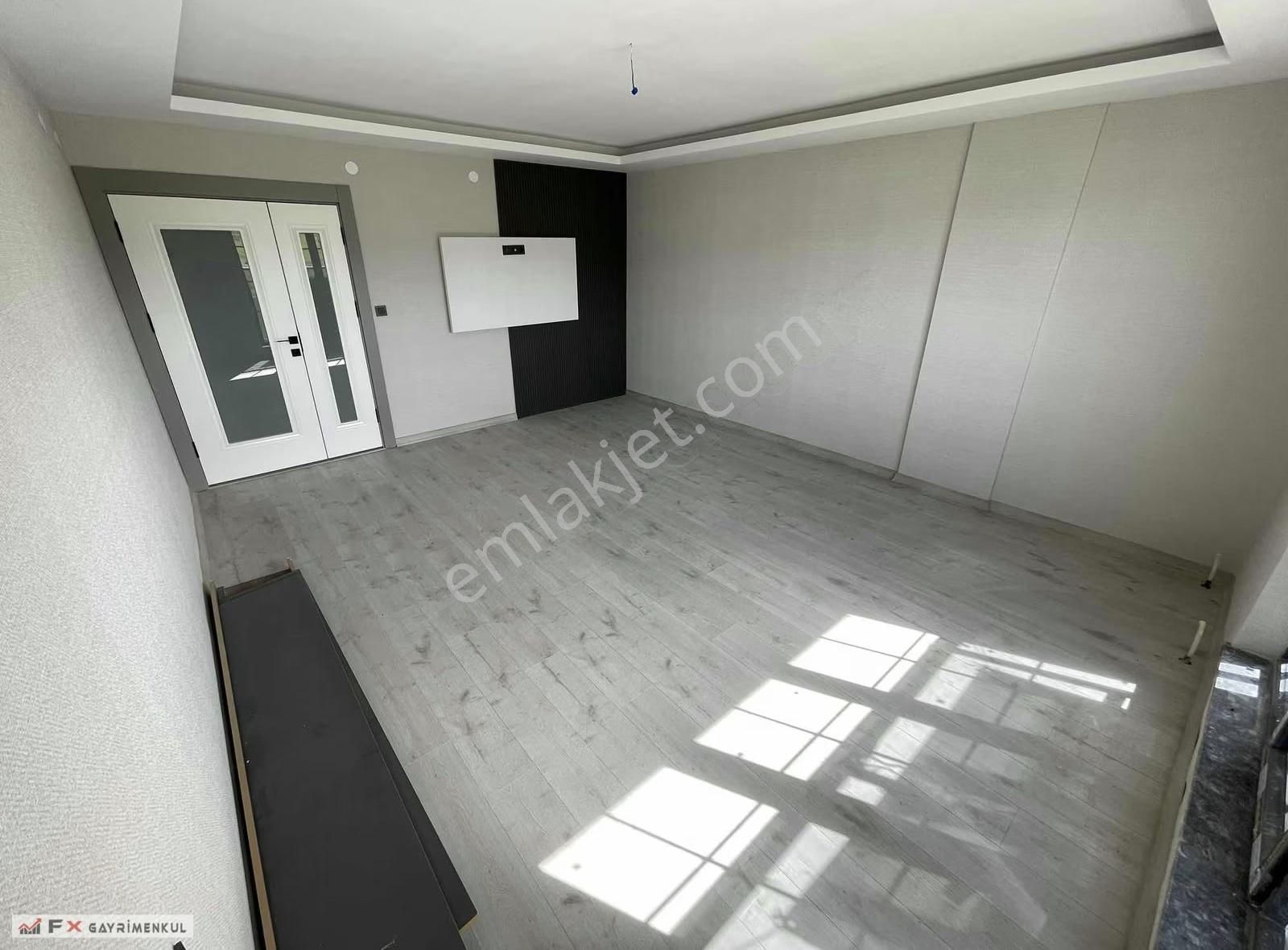 Fx'den Sıfır Bınada 3+1 Geniş Metrekarelı Ara Kat Satılık Daıre - Görsel 13