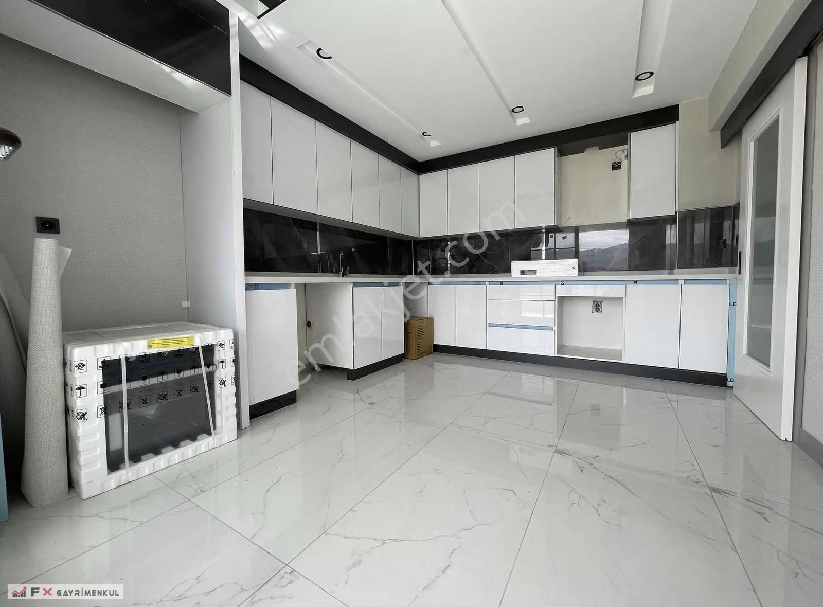 Fx'den Sıfır Bınada 3+1 Geniş Metrekarelı Ara Kat Satılık Daıre - Görsel 3