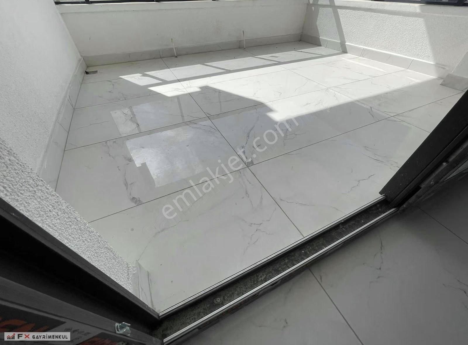 Fx'den Sıfır Bınada 3+1 Geniş Metrekarelı Ara Kat Satılık Daıre - Görsel 12