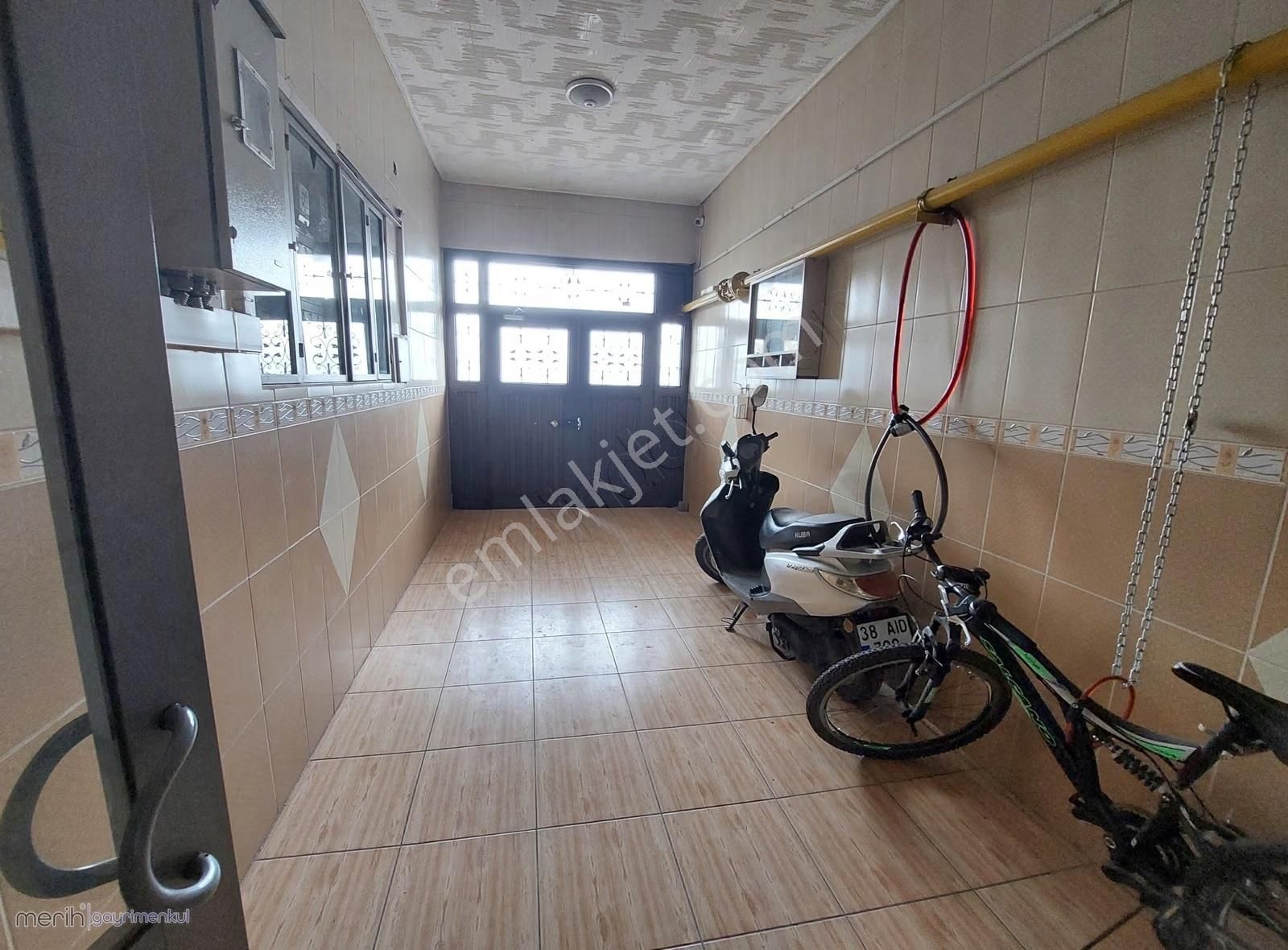 Argıncık Mah. Kocasinan Bulvarın Da 3+1 Kombili Satılık Daire - Görsel 2