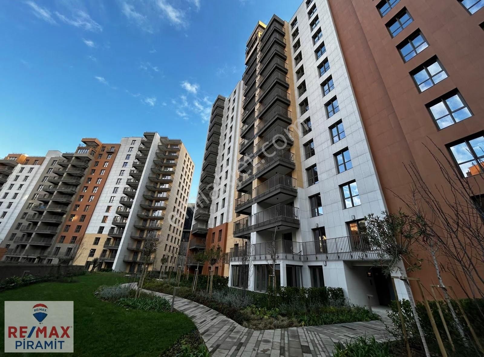 Sinpaş Koru Aura Projesi Sıfır 2+1 Daire... Hesna Yılmaz