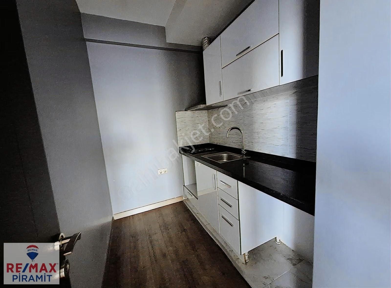 Tıcaret Hayatının Merkezınde Bilim Tower'da 5..katta 3+1 95m2 - Görsel 15