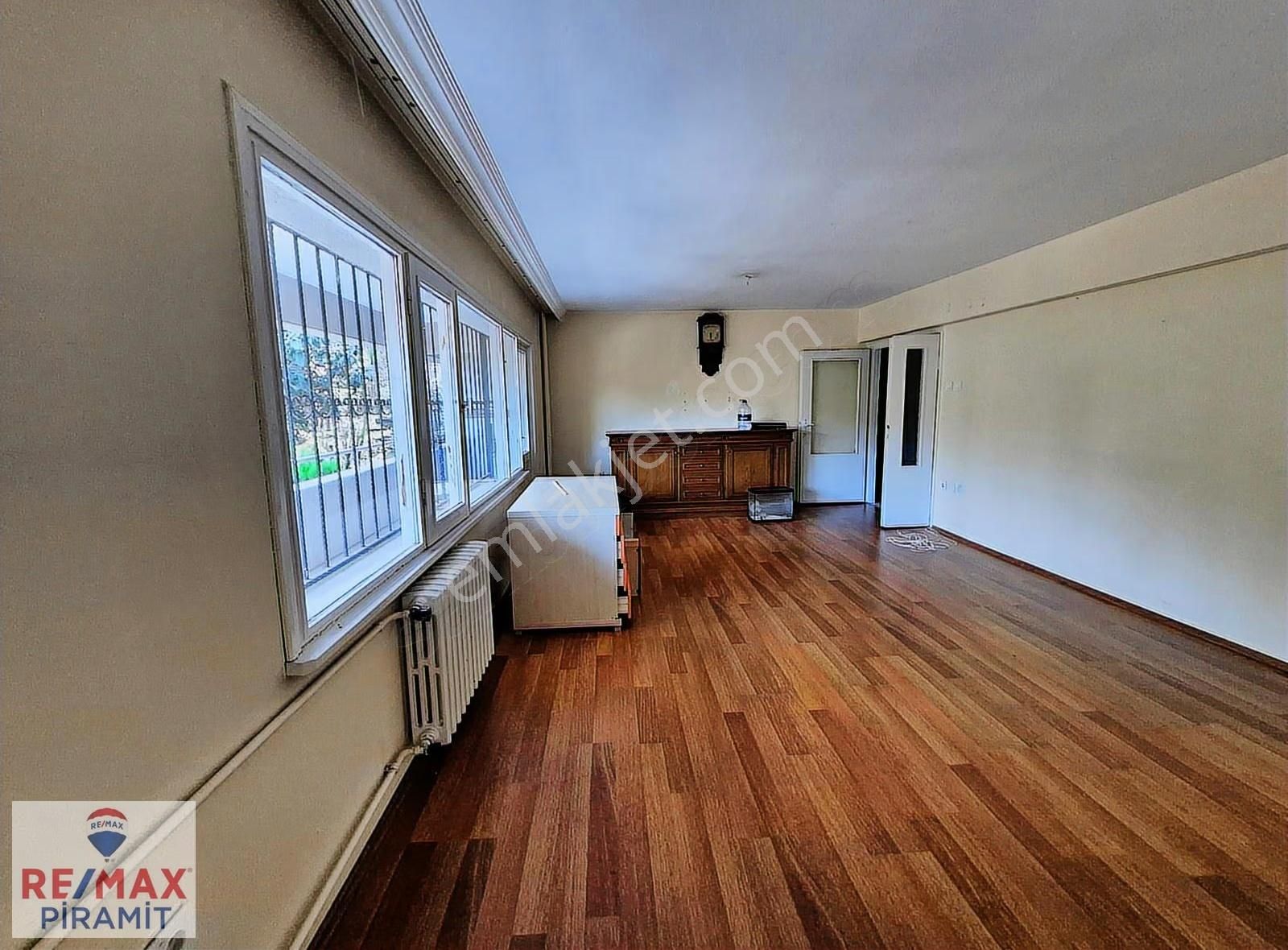 Koşuyolunun Kalbınde, Genış Balkonlu 2+1 Sıdıka Sabancı 2 St. - Görsel 2