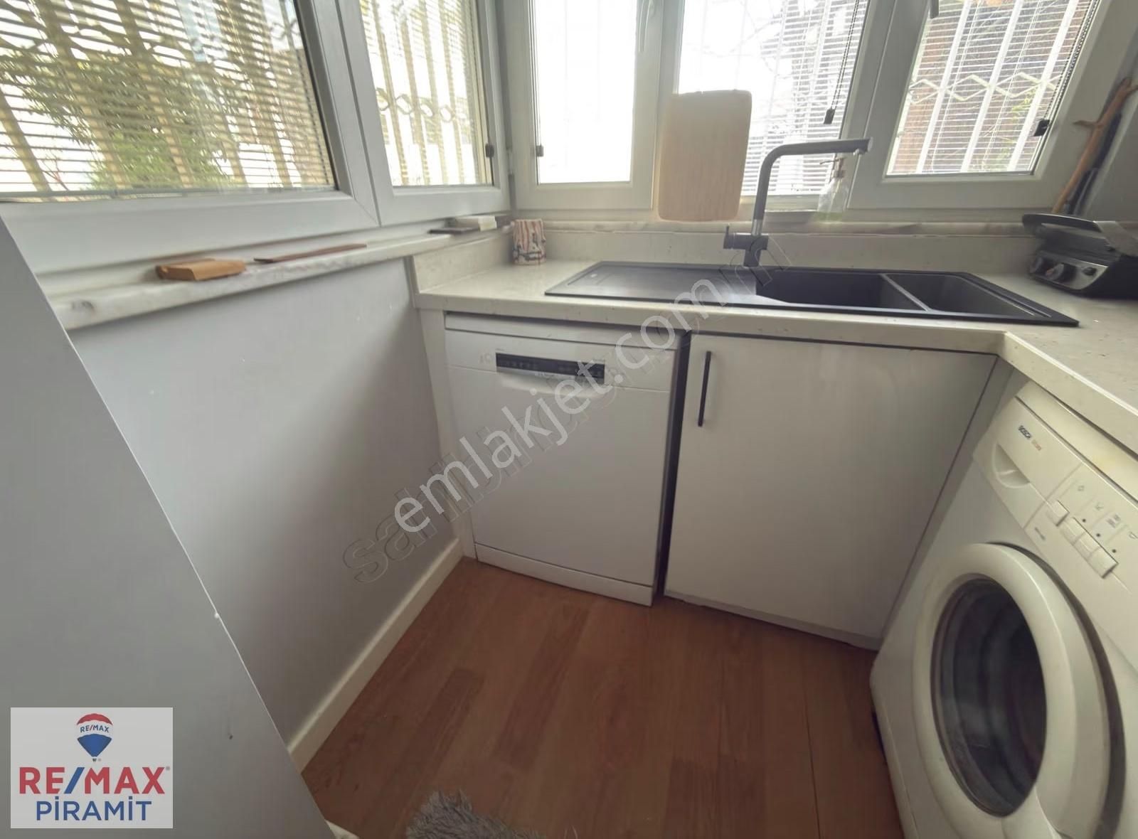 Site İçerisinde Metro,marmaray Avrasya'ya Yürüme Mesafesinde 4+1 - Görsel 18