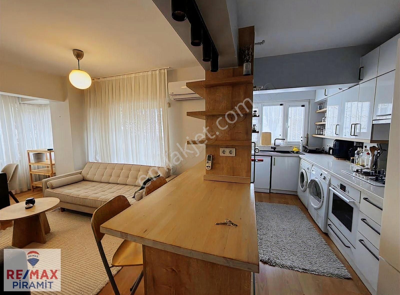 Site İçerisinde Metro,marmaray Avrasya'ya Yürüme Mesafesinde 4+1