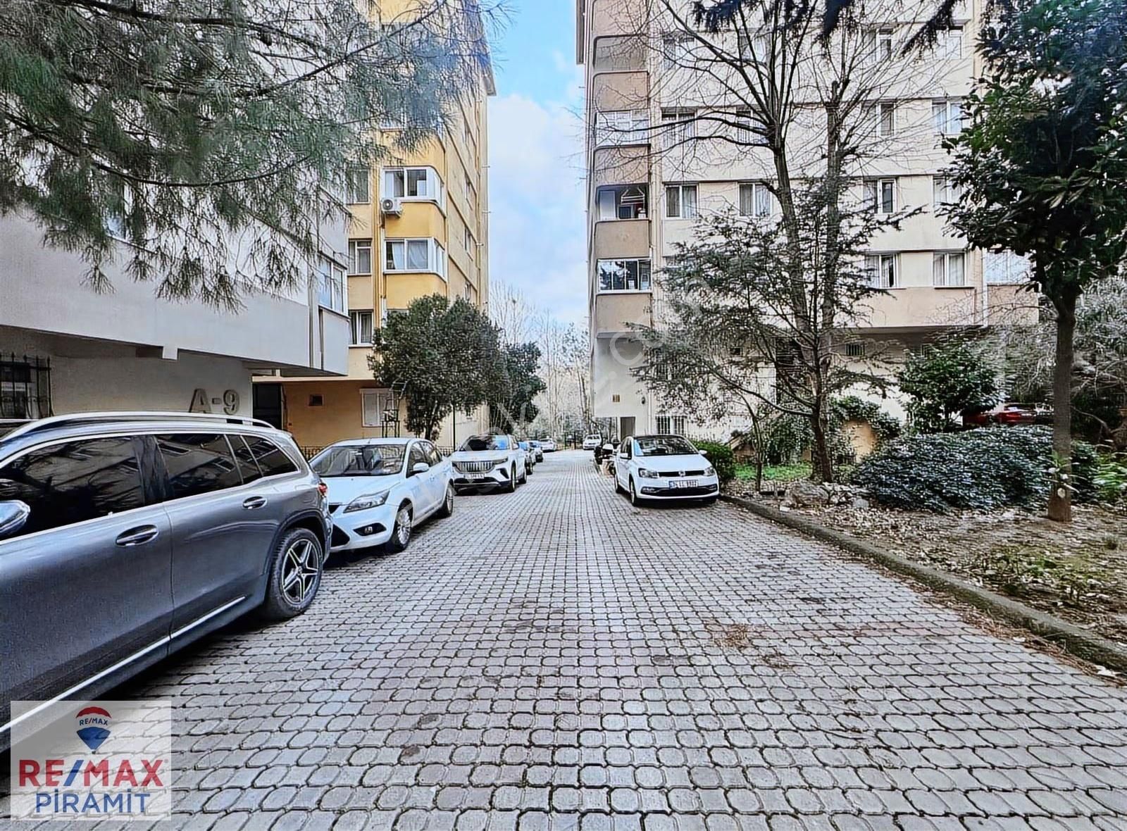 Acıbadem Yeniköy Sitesinde İçi Yenilenmiş,ferah Ve Aydınlık 3+1 - Görsel 10