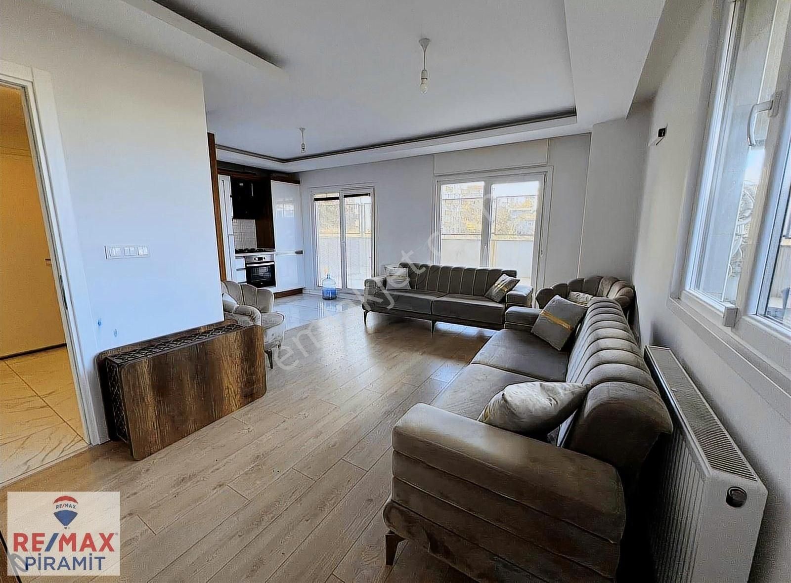 Çengelköy Rüzgartepe Evlerinde Eşyalı Kiralık 2+1 Teraslı Daire - Görsel 21