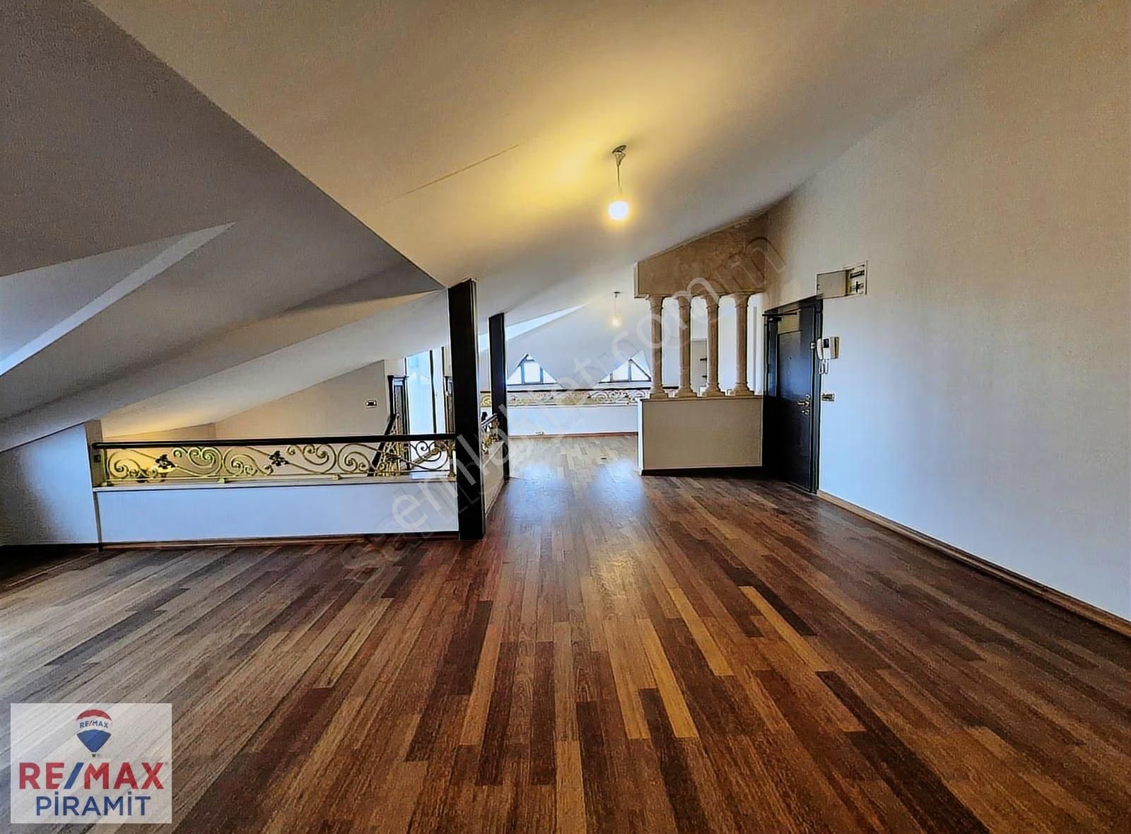 Acıbadem Çamlıca Konakları Sıtesınde Taşınmaya Hazır 5+2 Dubleks - Görsel 32