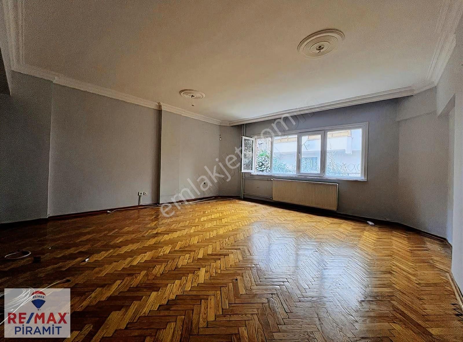 Alsancak Sitesi'nde Caddeye Yakın 3+1 Kiralık Daire-hesna Yılmaz - Görsel 11